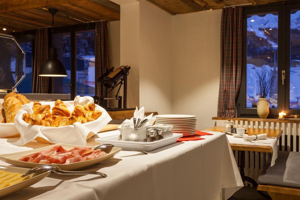 Hotel The Larix Ski-In Ski-Out Зас-Фе Экстерьер фото